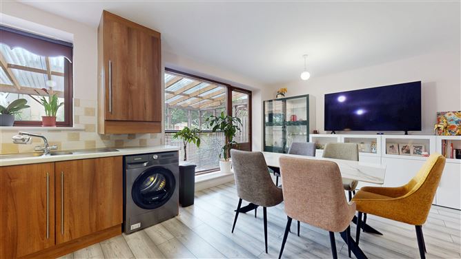 15 Castlegate Dene, Adamstown Castle, Lucan, Co. Dublin
