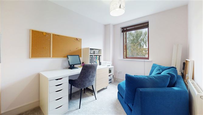 15 Castlegate Dene, Adamstown Castle, Lucan, Co. Dublin
