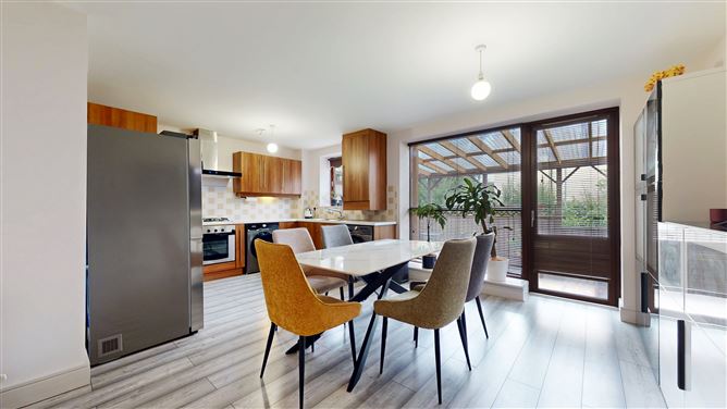 15 Castlegate Dene, Adamstown Castle, Lucan, Co. Dublin