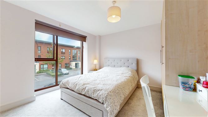 15 Castlegate Dene, Adamstown Castle, Lucan, Co. Dublin