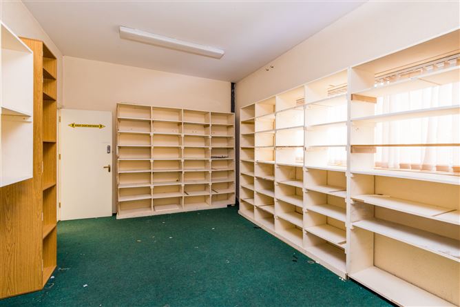 Warehouse, Cluain Fraoigh, Business Park, Roscommon Town