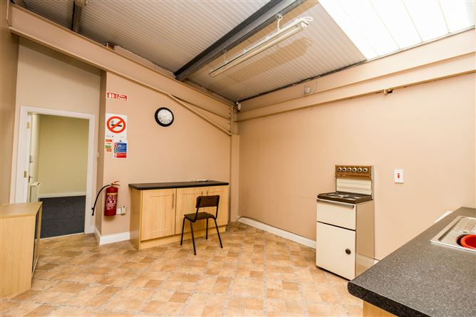 Warehouse, Cluain Fraoigh, Business Park, Roscommon Town