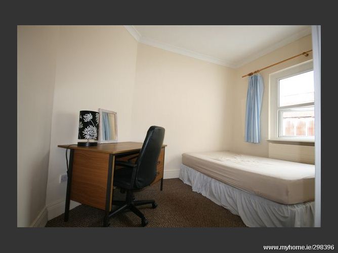 Boyne Street, Beside Grand Canal Street Lwr, Dublin 2