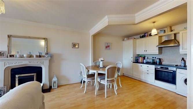 44 Castle Lawns, Kilgobbin Woods, Sandyford, Dublin 18