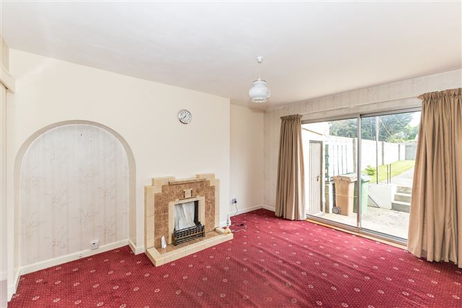 17 Shanowen Grove, Santry, Dublin 9