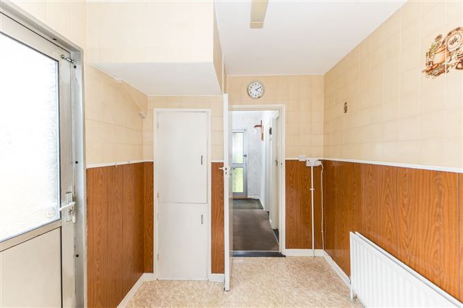 17 Shanowen Grove, Santry, Dublin 9