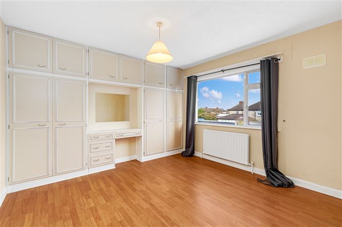 8 Hillsbrook Crescent, Perrystown, Dublin 12