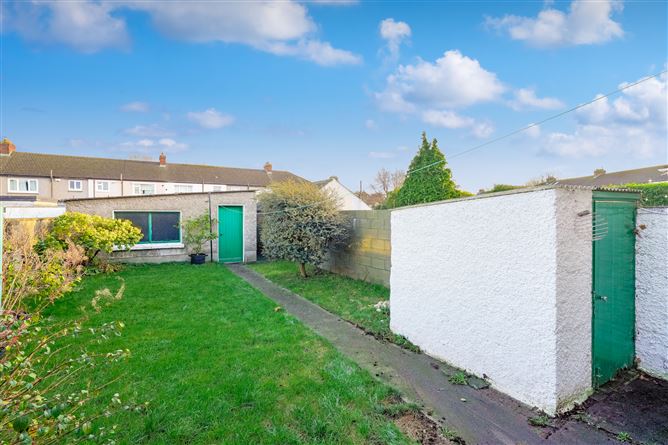 8 Hillsbrook Crescent, Perrystown, Dublin 12