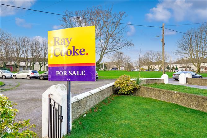 8 Hillsbrook Crescent, Perrystown, Dublin 12