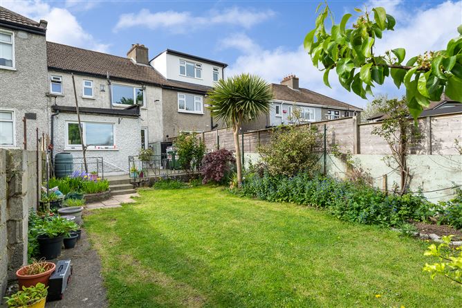 90 Cherryfield Road, Walkinstown, Dublin 12