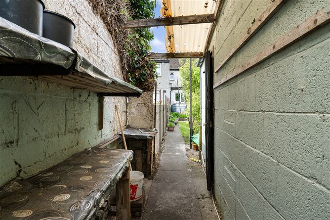 90 Cherryfield Road, Walkinstown, Dublin 12