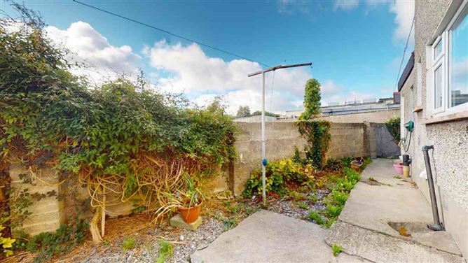 1 Wheatfield Road, Palmerstown, Dublin 20