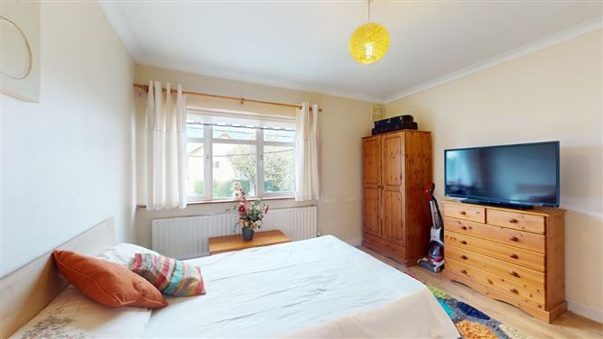 1 Wheatfield Road, Palmerstown, Dublin 20