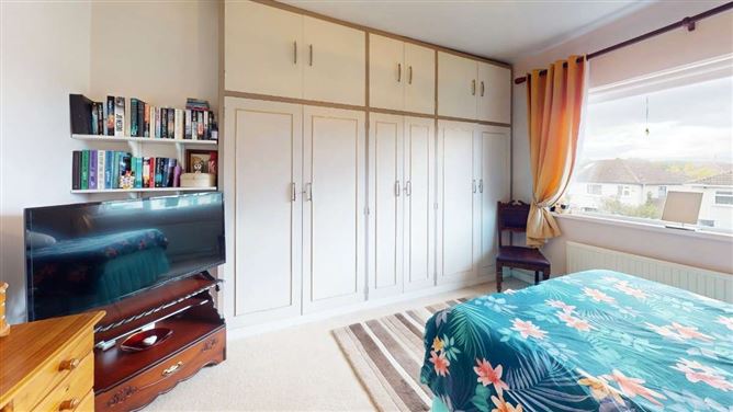 1 Wheatfield Road, Palmerstown, Dublin 20