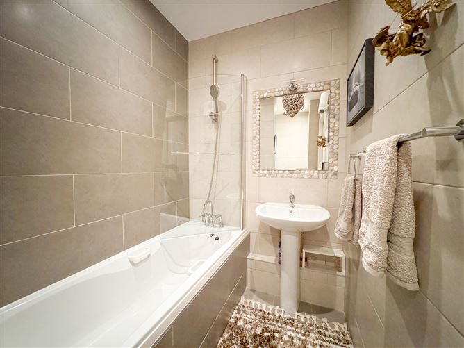 33 Sycamore, Ridge Hall, Shanganagh Road, Ballybrack, County Dublin