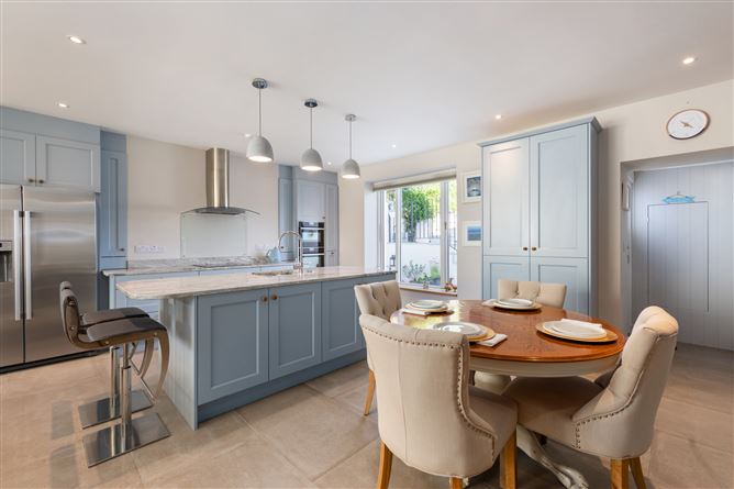 89 Strand Road, Sandymount, Dublin 4