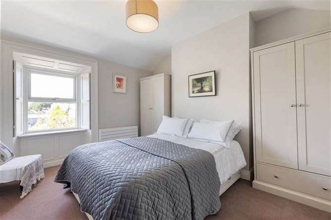 89 Strand Road, Sandymount, Dublin 4