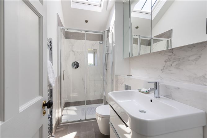 89 Strand Road, Sandymount, Dublin 4