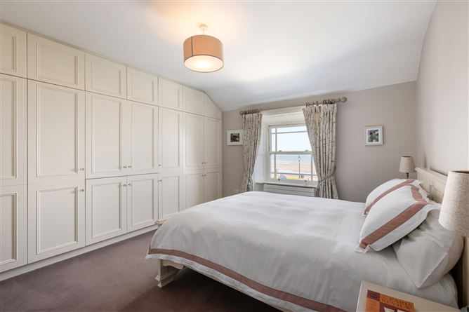 89 Strand Road, Sandymount, Dublin 4