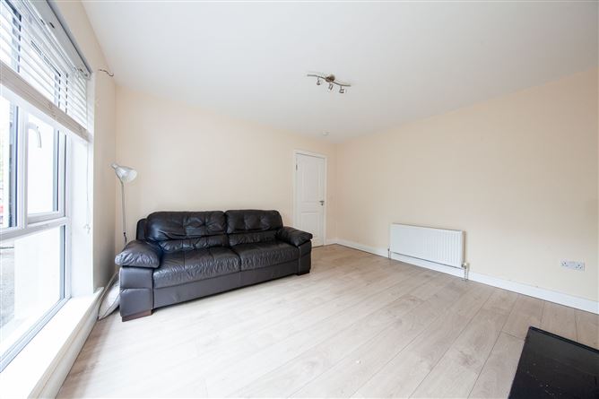 Photo 5 of 27 — 21 Inis Fáil, Old Bawn, Tallaght, Dublin