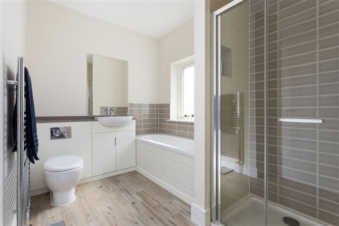 13 Larkfield View, Clay Farm, Leopardstown, Dublin 18