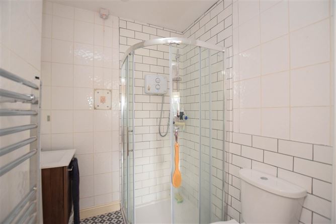 2 Orby View, The Gallops, Leopardstown, Dublin 18