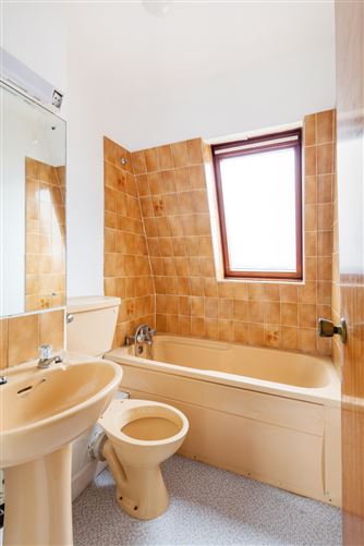 80 River Gardens, Glasnevin, Dublin 9