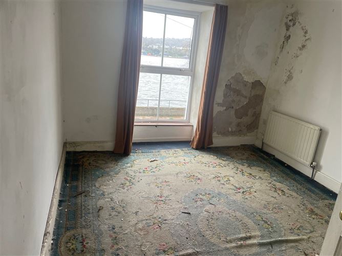 12 Victoria Terrace, Glenbrook, Passage West, Cork