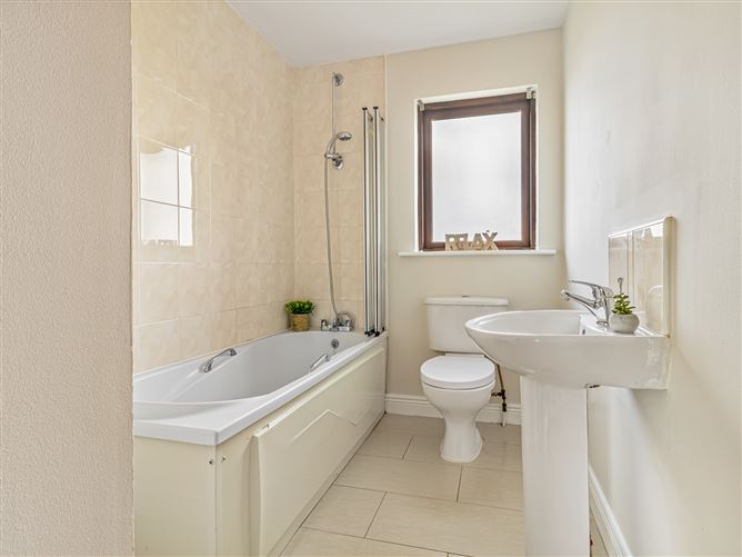 15 Roseberry Hill, Roseberry, Newbridge, Kildare