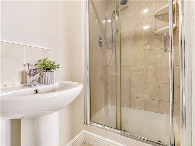 15 Roseberry Hill, Roseberry, Newbridge, Kildare