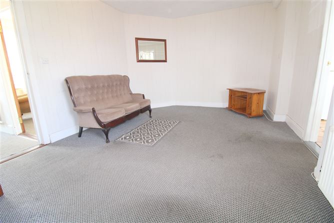 112 Downpatrick Road, Crumlin, Dublin 12