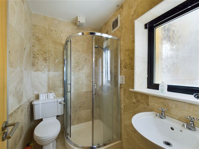 4 Tivoli Court, Tramore, Waterford