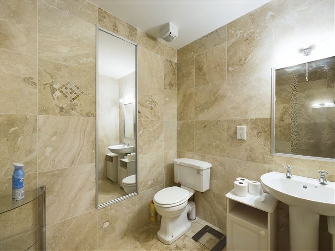 4 Tivoli Court, Tramore, Waterford