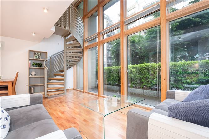 57 Kirk Patrick House, Spencer Dock, IFSC, Dublin 1