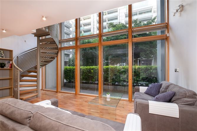 57 Kirk Patrick House, Spencer Dock, IFSC, Dublin 1