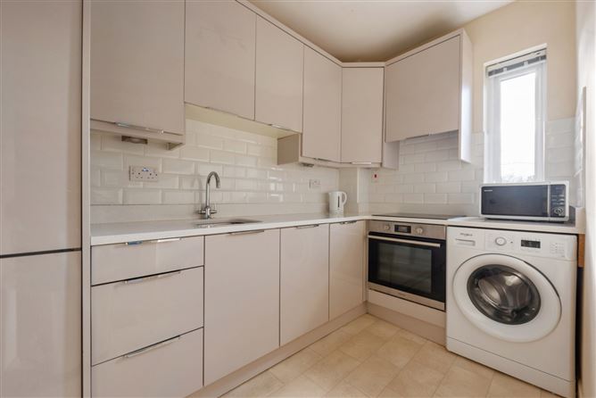 30 The Parklands, Castleside Drive, Rathfarnham, Dublin 14