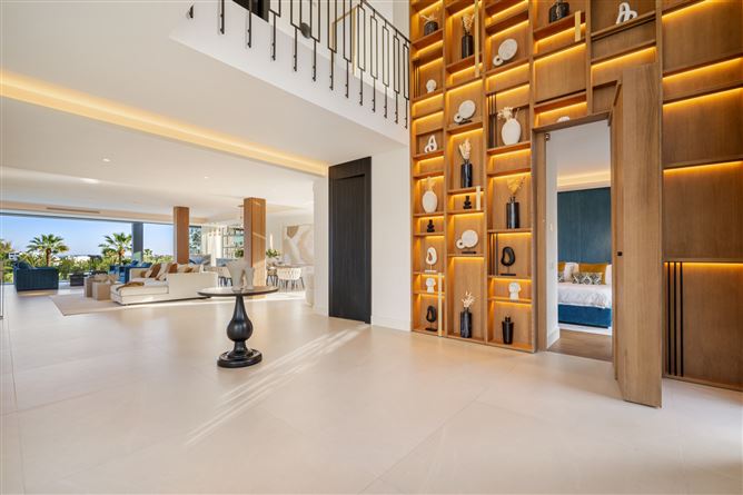 Spain, Marbella, Nueva Andalucia - COSTA-01045P