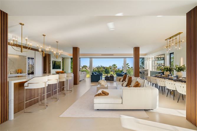 Spain, Marbella, Nueva Andalucia - COSTA-01045P