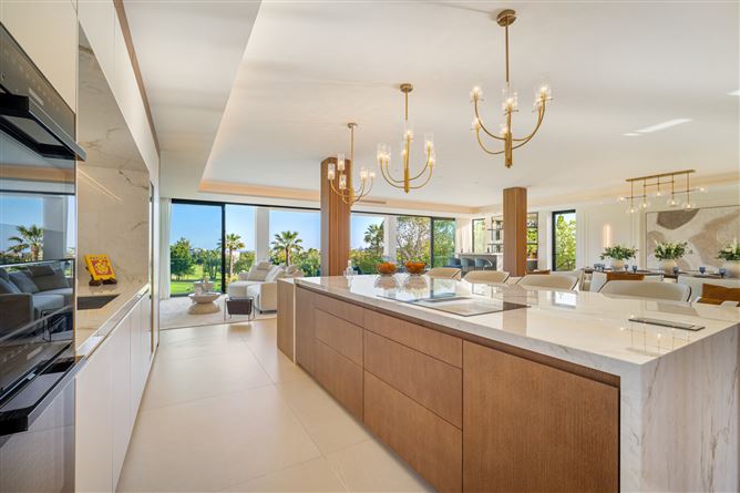 Spain, Marbella, Nueva Andalucia - COSTA-01045P