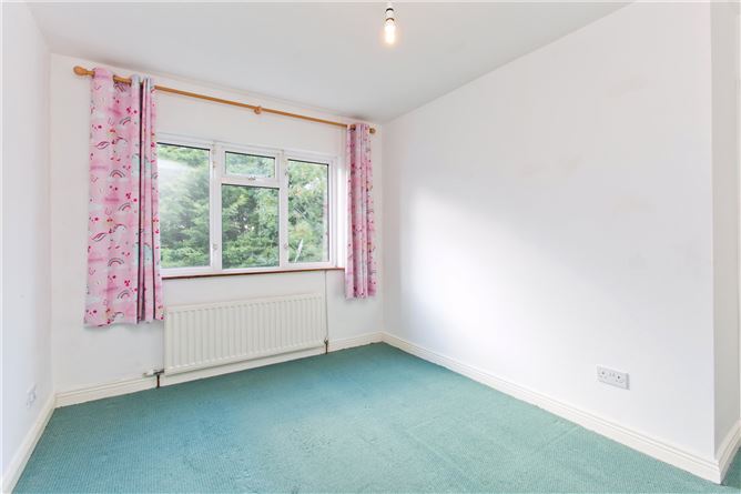 221 Moyville, Rathfarnham, Dublin 16