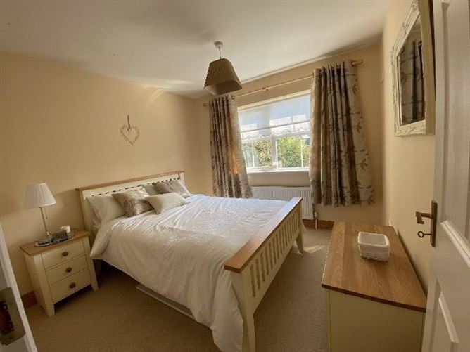9 Ard Álainn, Fethard, Tipperary