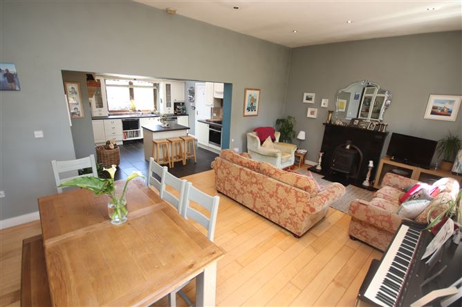 "Millbrook Lodge", Grangecon, Dunlavin, Wicklow