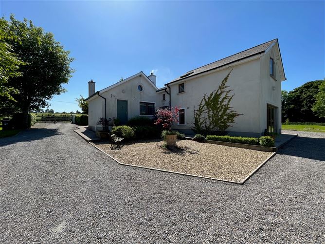 "Millbrook Lodge", Grangecon, Dunlavin, Wicklow
