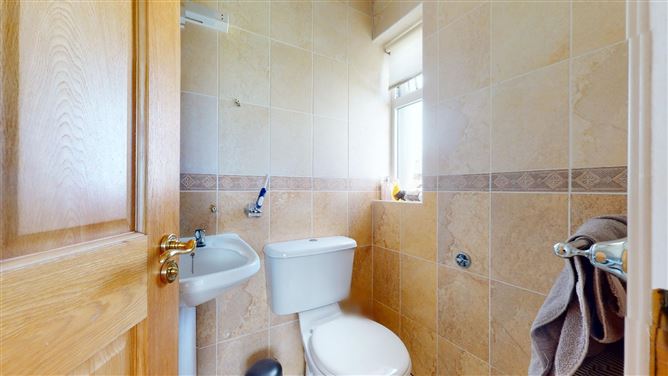 25A Gladesville, Castlebar, Co. Mayo