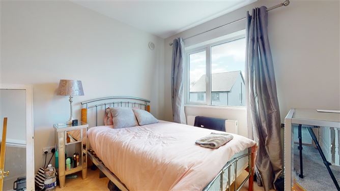 25A Gladesville, Castlebar, Co. Mayo