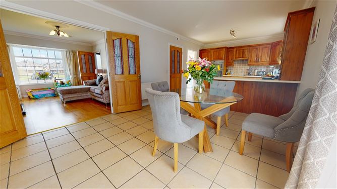 25A Gladesville, Castlebar, Co. Mayo