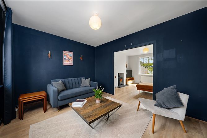 https://photos-a.propertyimages.ie/media/6/9/5/4931596/990ee8dd-6fc2-405f-beb8-19717263b0fe_l.jpg