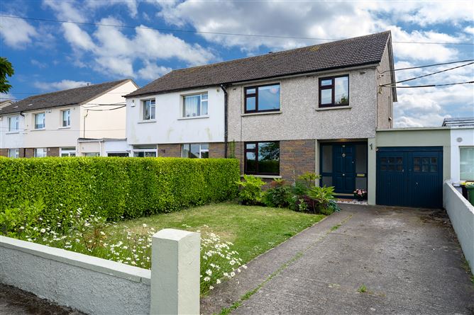 https://photos-a.propertyimages.ie/media/6/9/5/4931596/990ee8dd-6fc2-405f-beb8-19717263b0fe_l.jpg