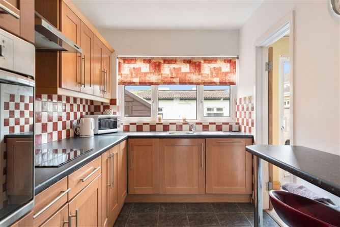 8 Riverside Park, Clonshaugh, Dublin 17