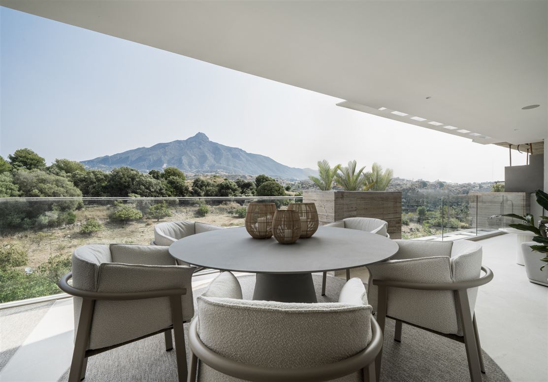 {name:Malaga, codeiso:MA}, Marbella, Nueva Andalucia, Aloha, Spain - COSTA-01159P